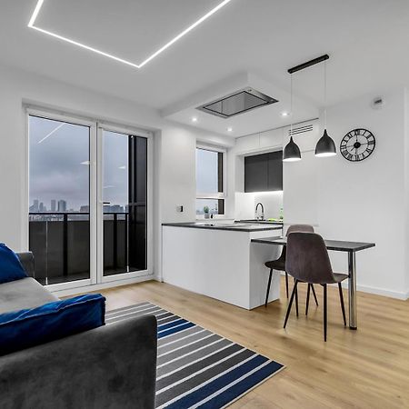 12Th Floor Wola Modern Apartment Varsovia Exterior foto